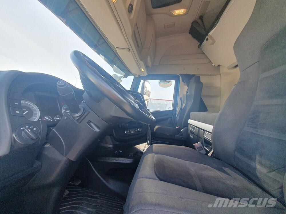 Iveco 460 6x2 -24 Kuorma-autoalustat
