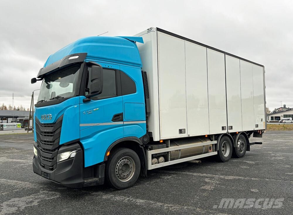 Iveco 460 6x2 -24 Фургони