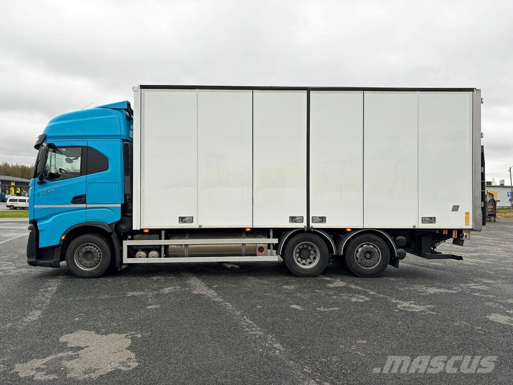 Iveco 460 6x2 -24 Фургони
