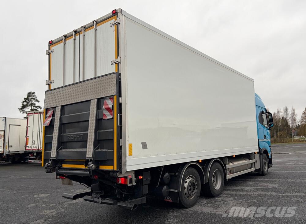 Iveco 460 6x2 -24 Фургони