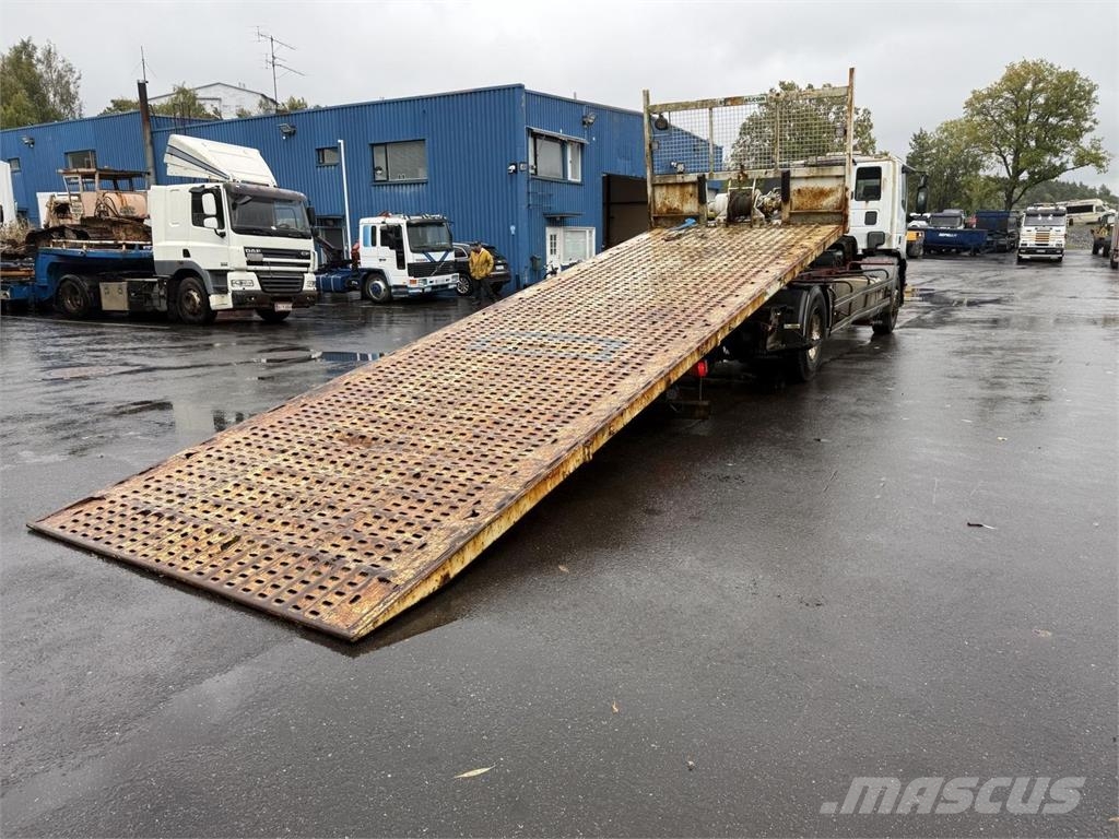Iveco Eurotech MH190E24/P Autotransporter