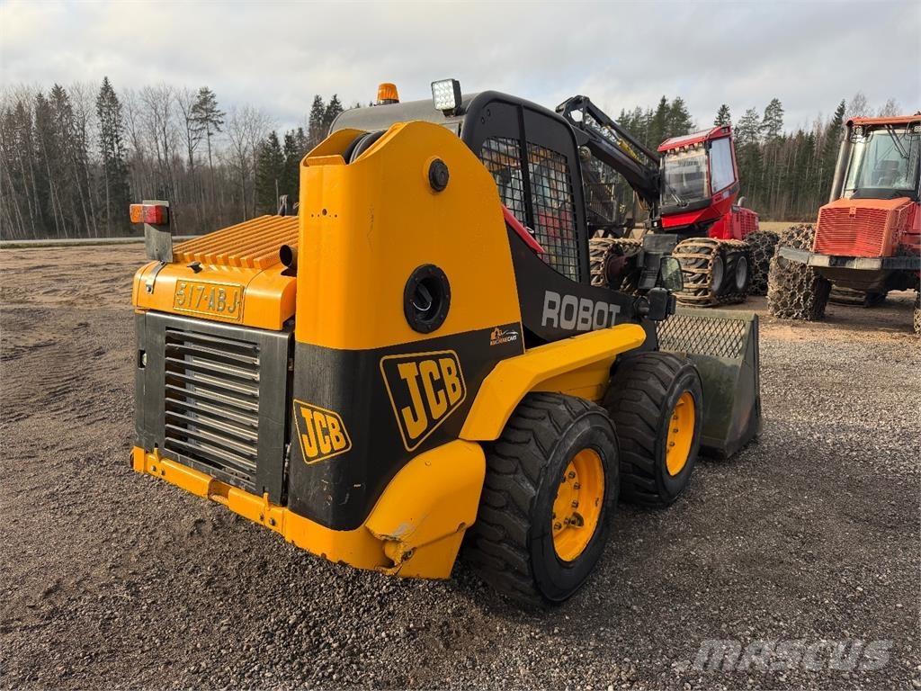 JCB 1110 ROBOT لوادر انزلاقية التوجيه