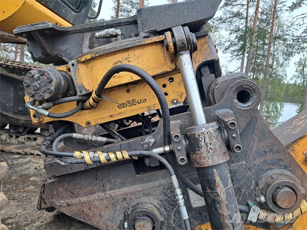 JCB 130 js engonilla Tulossa . Ostan koneita Telakaivukoneet