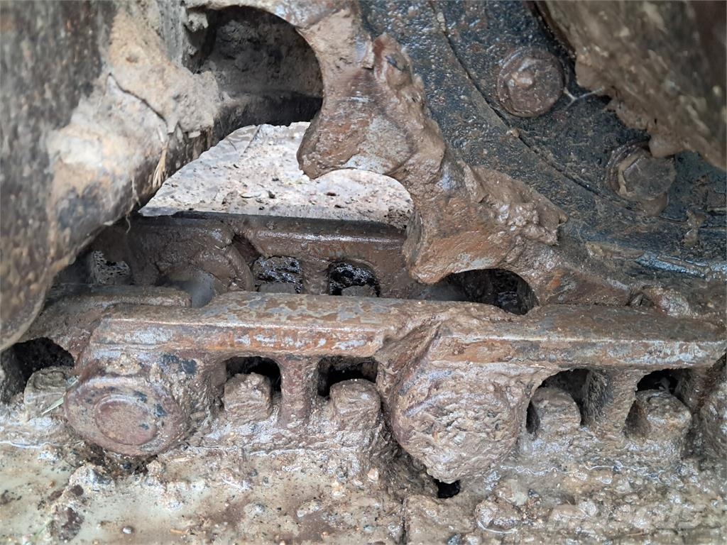 JCB 130 js engonilla Tulossa . Ostan koneita Telakaivukoneet