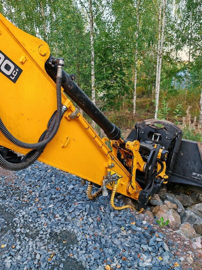 JCB 160 Lc حفارات زحافة