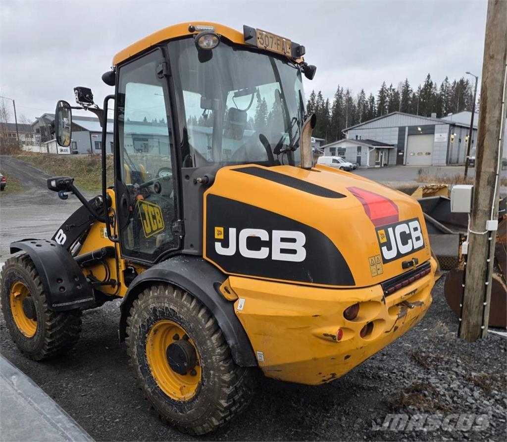 JCB 409, Kauha, Piikit, Aura, Hiekoituskauha Cargadoras sobre ruedas