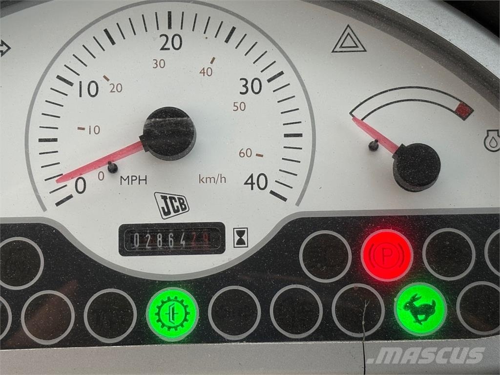 JCB 409 *VAIN 2864h* Nivelaura, kaksi kauhaa saatavill Hjullastare