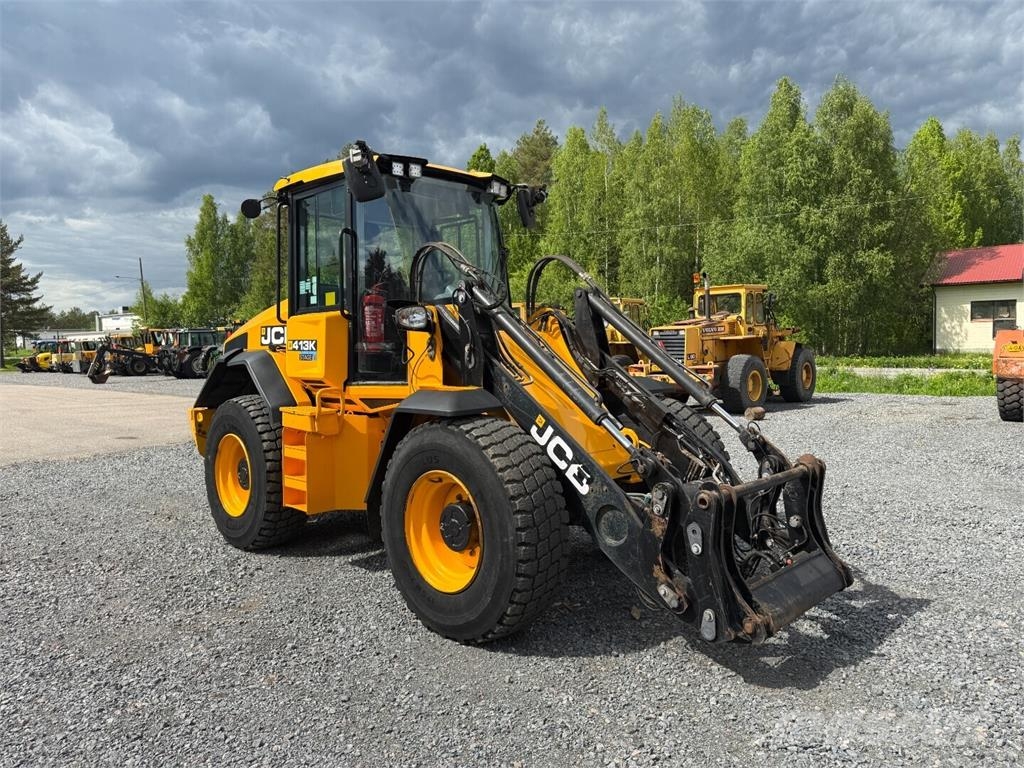 JCB 413K Gumikerekes homlokrakodók