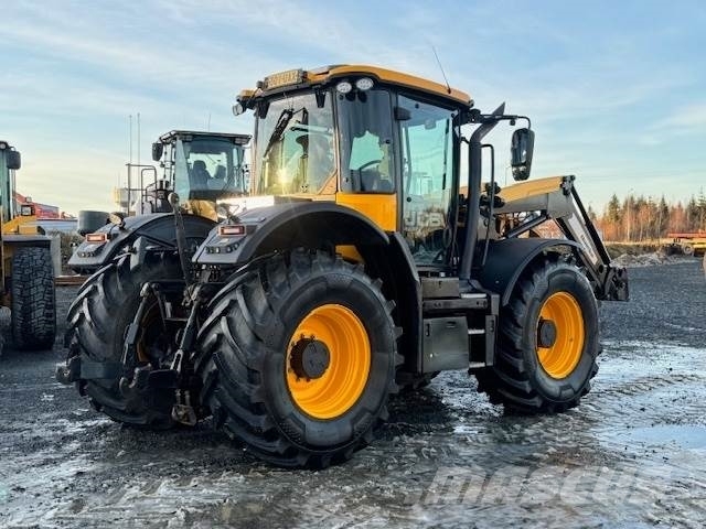 JCB 4220 トラクター