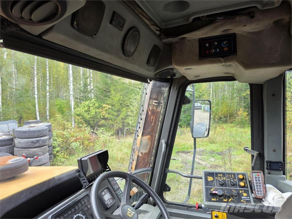 JCB Fastrac 185-65, Alaterä, Lumiaura Traktorok