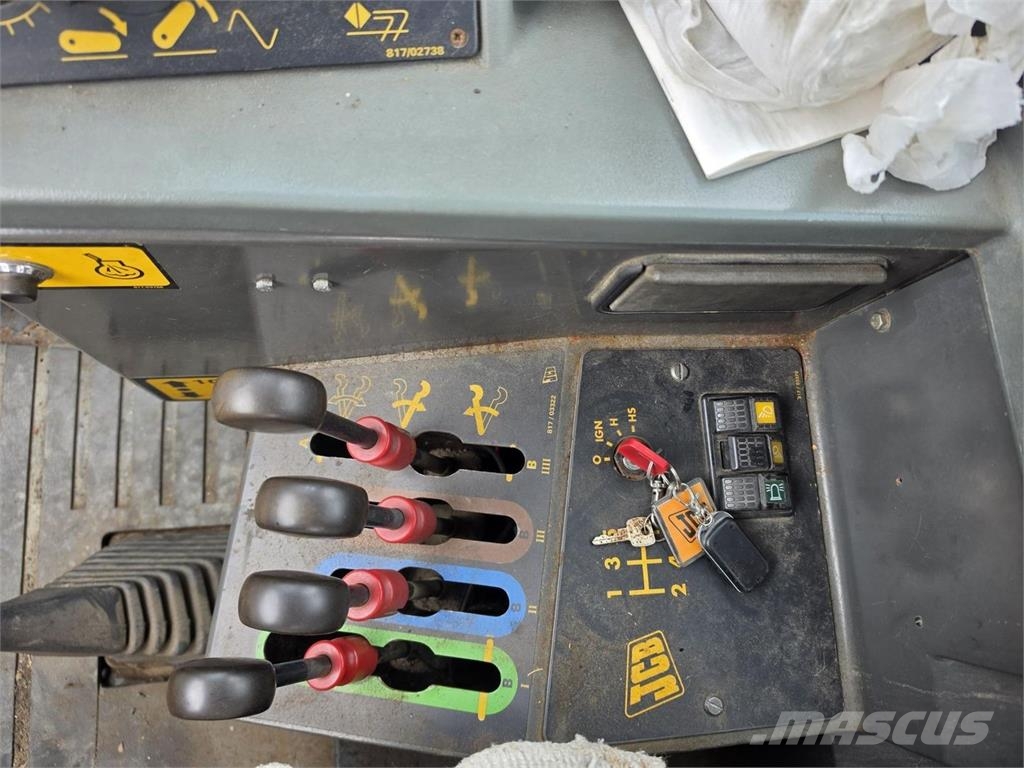 JCB Fastrac 185-65, Alaterä, Lumiaura Traktorok