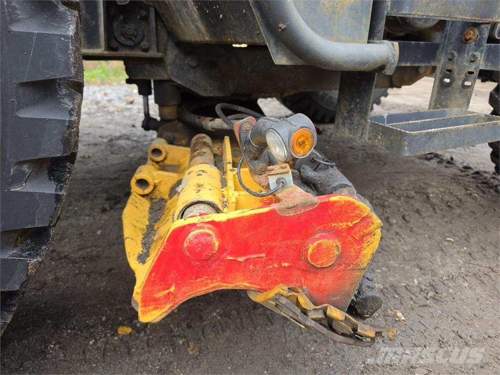 JCB Fastrac 185-65, Alaterä, Lumiaura Traktorok