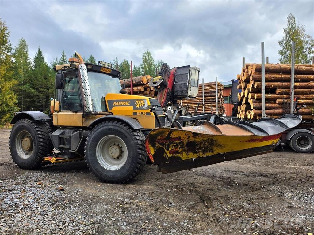 JCB Fastrac 185-65, Alaterä, Lumiaura Traktorok