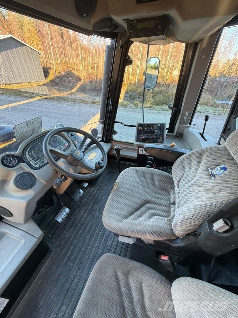 JCB Fastrac 3185 الجرارات
