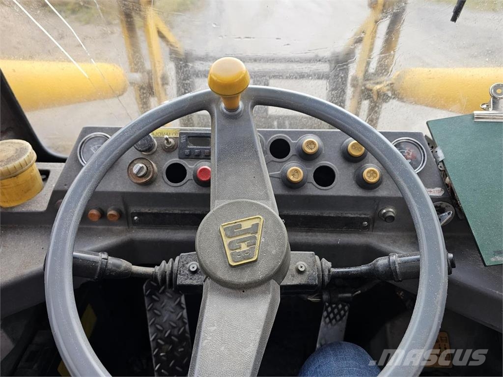 JCB HT 426, SKF Multilube Cargadoras sobre ruedas