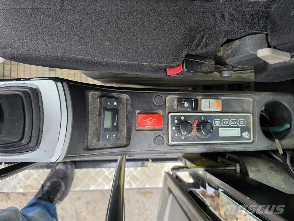 JCB JZ140HD, Engcon, Eberspächer, Rasvari, Kauha Telakaivukoneet