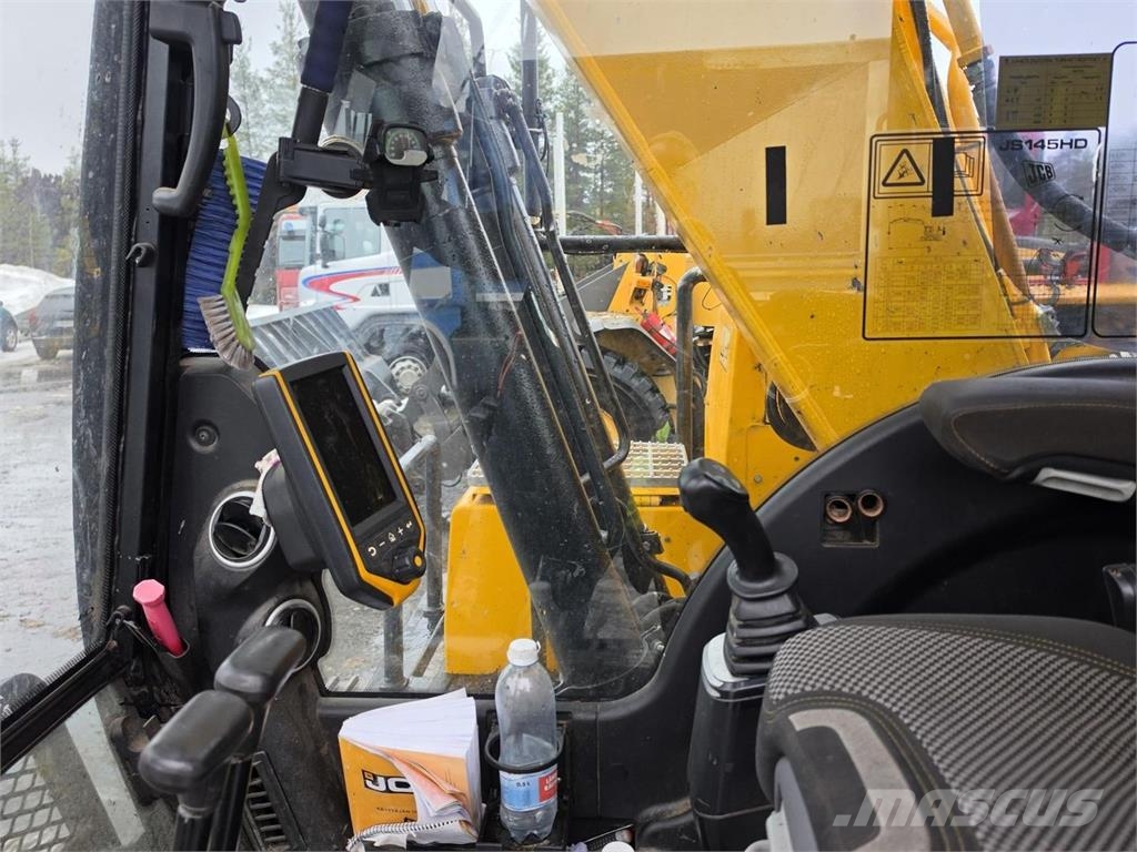 JCB Metsäalustainen JS145HD, Webasto Excavadoras sobre orugas