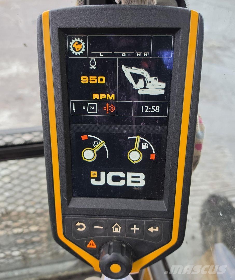 JCB Metsäalustainen JS145HD, Webasto Excavadoras sobre orugas