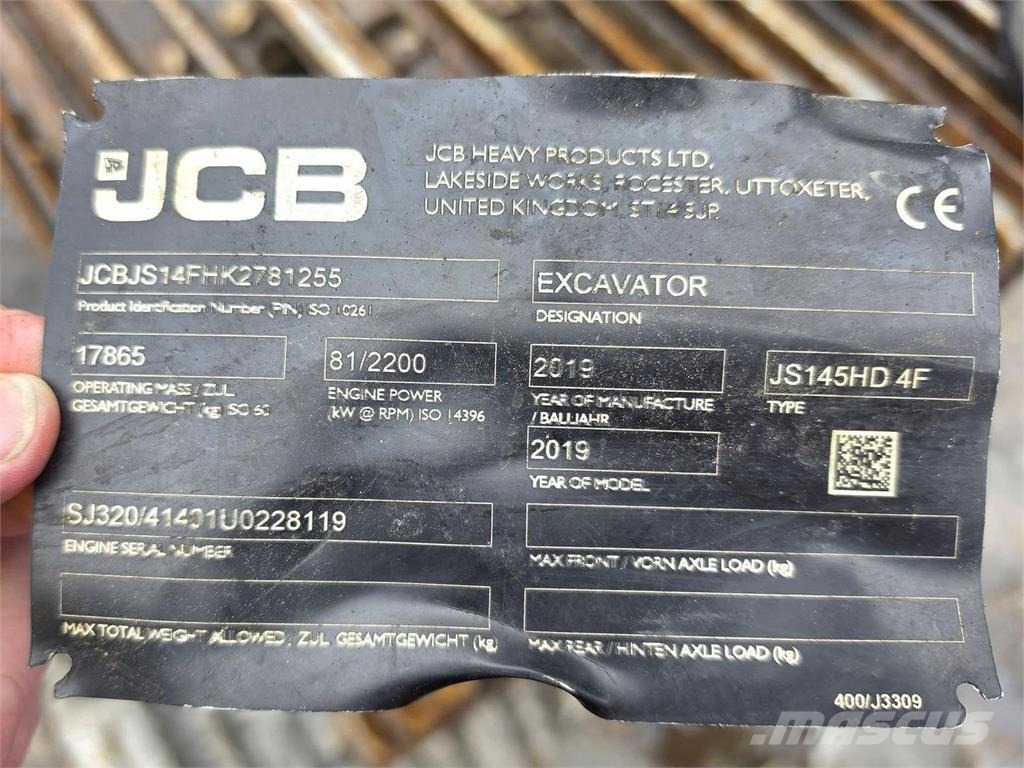 JCB Metsäalustainen JS145HD, Webasto Excavadoras sobre orugas