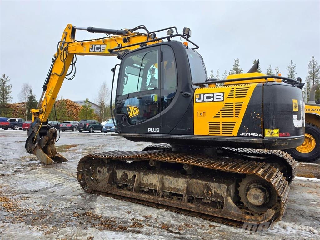 JCB Metsäalustainen JS145HD, Webasto Excavadoras sobre orugas