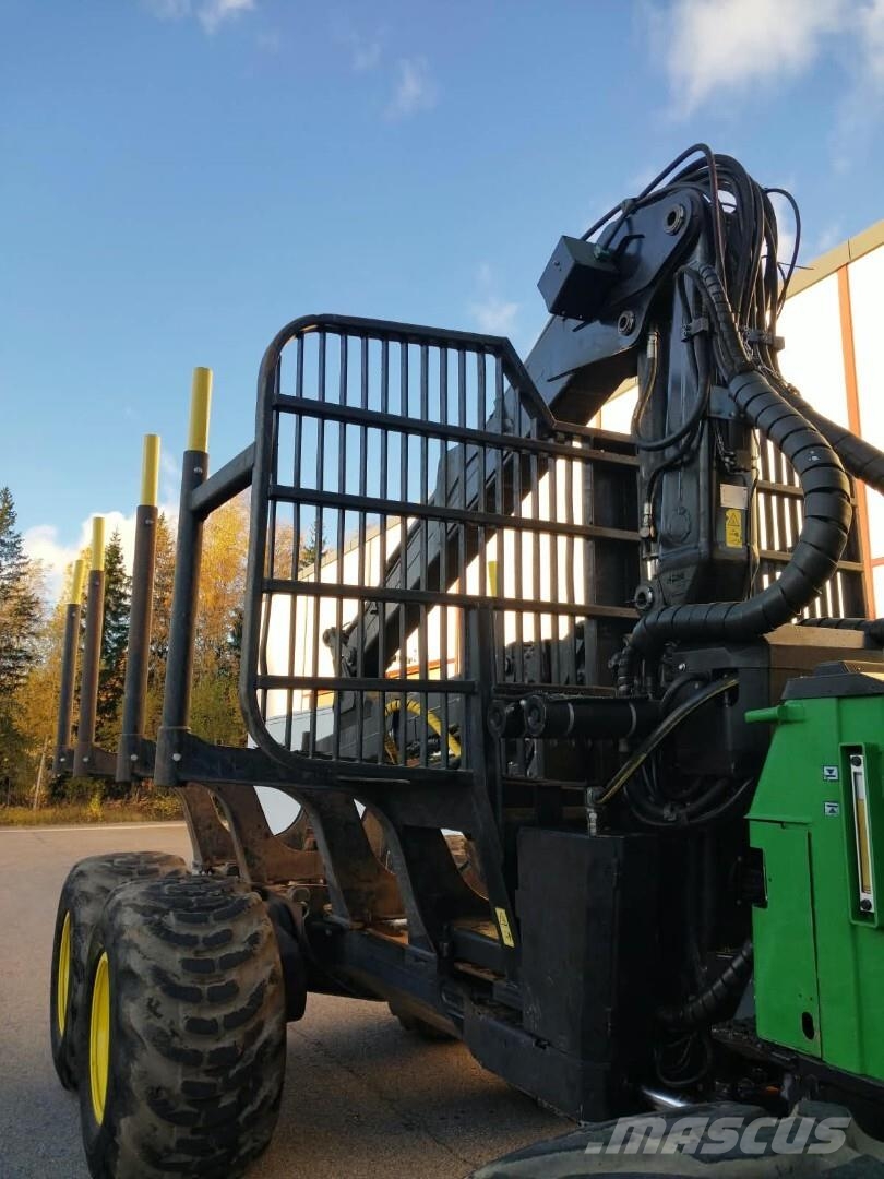 John Deere 1110 E Forvarderi