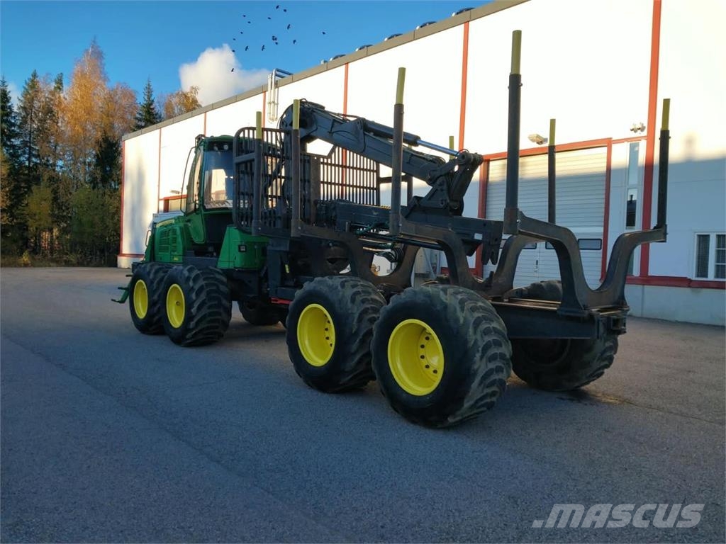 John Deere 1110 E Forvarderi