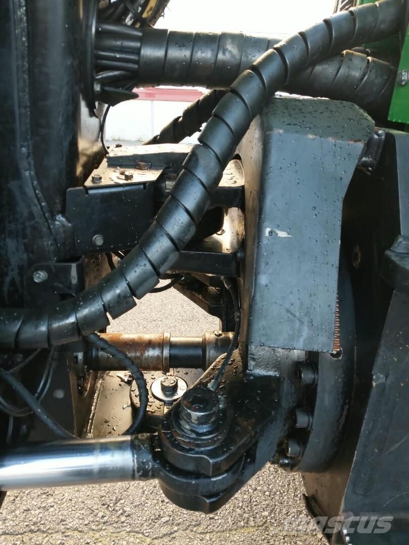 John Deere 1110 E Forvarderi