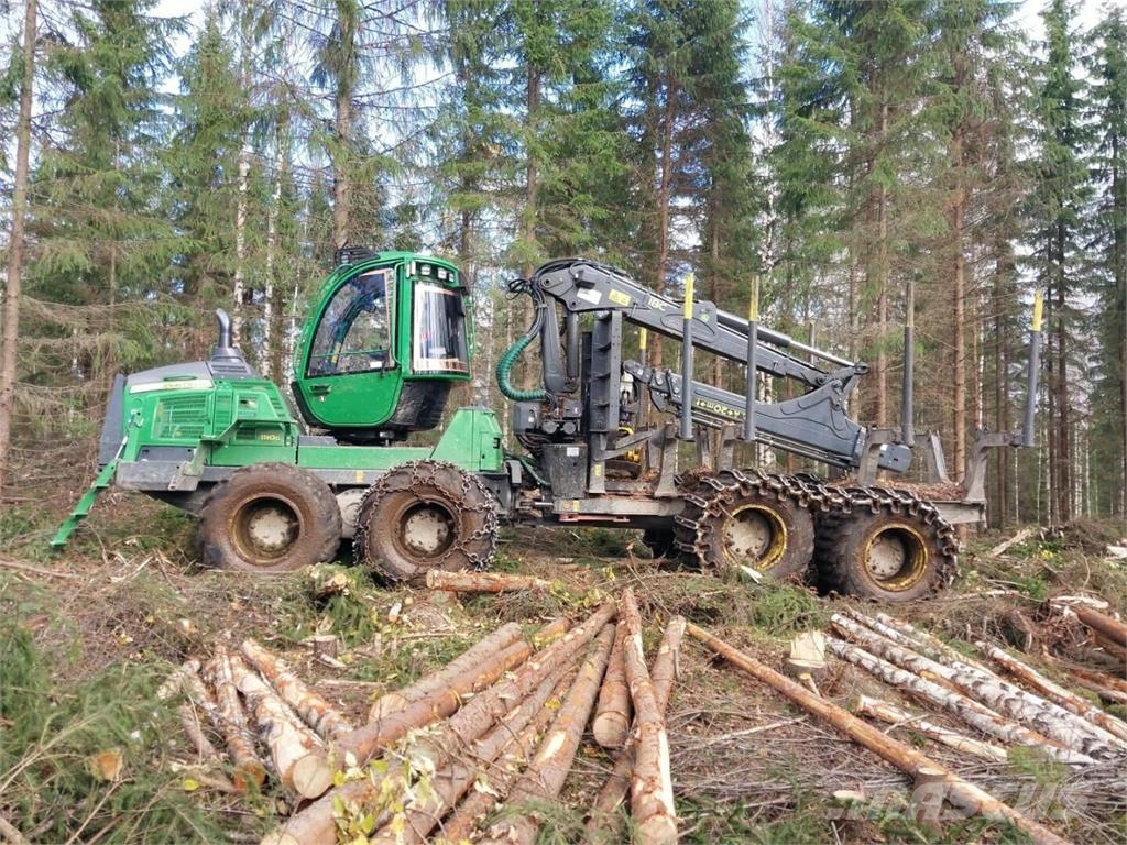 John Deere 1110 G Forvarderi