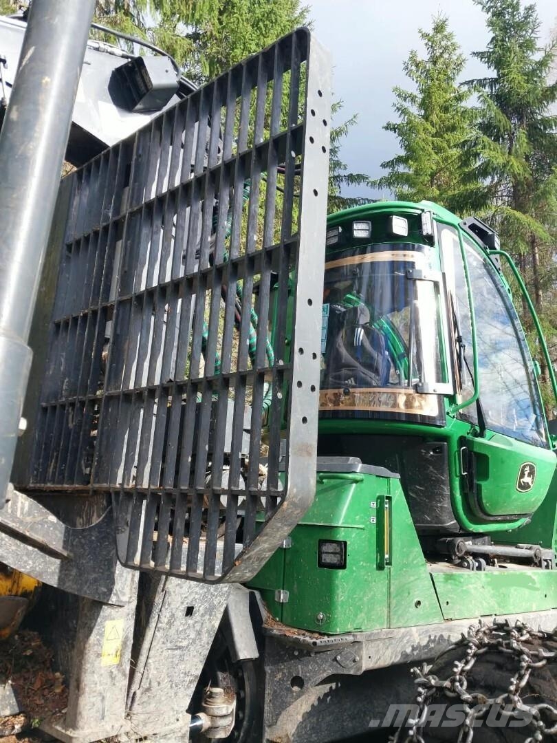John Deere 1110 G Forvarderi