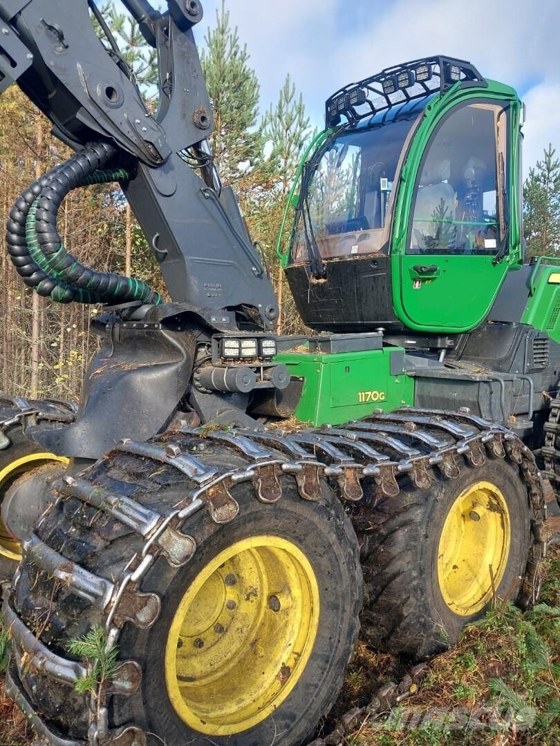 John Deere 1170 G Harvesterji
