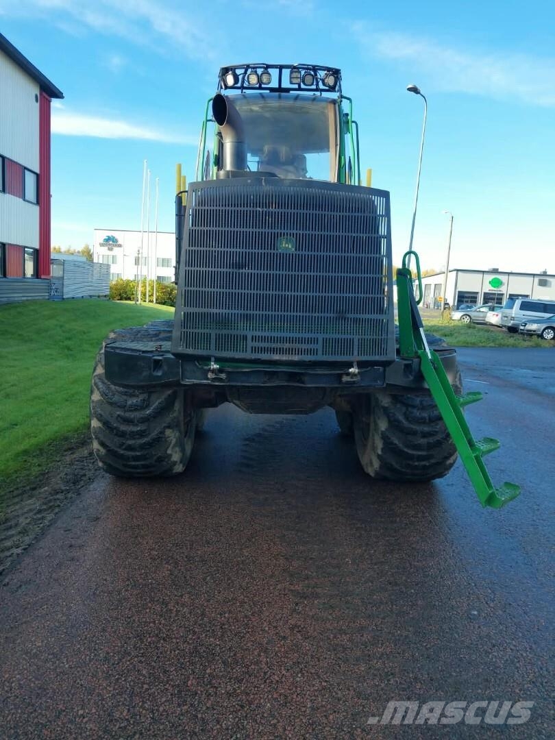 John Deere 1210e Forvarderi