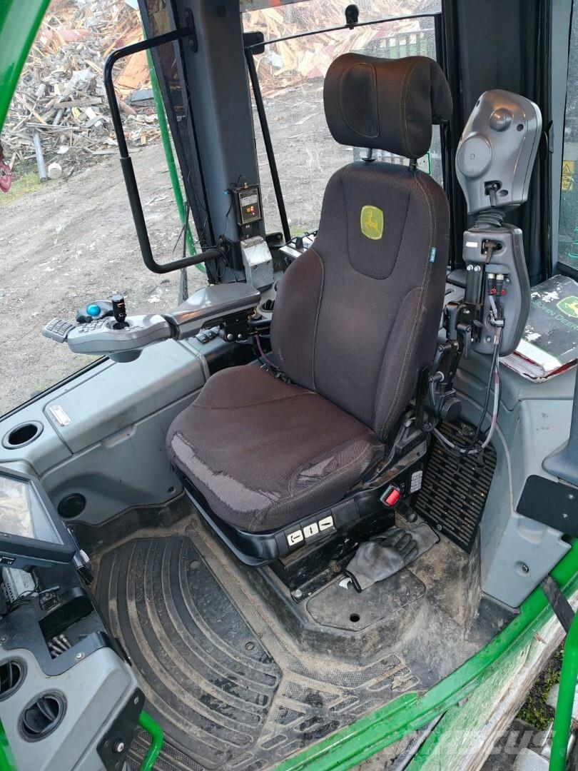 John Deere 1210G Autocargadoras