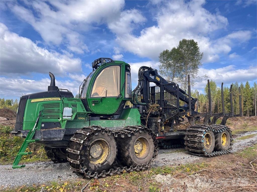 John Deere 1210G Kuormatraktorit
