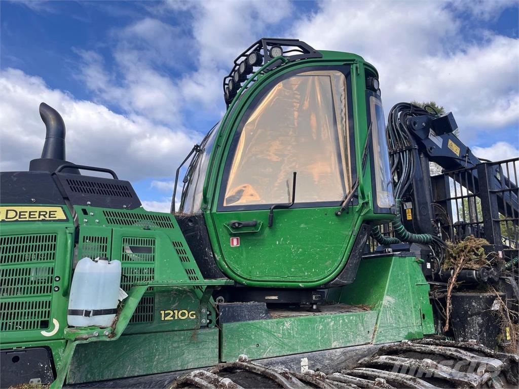 John Deere 1210G Kuormatraktorit