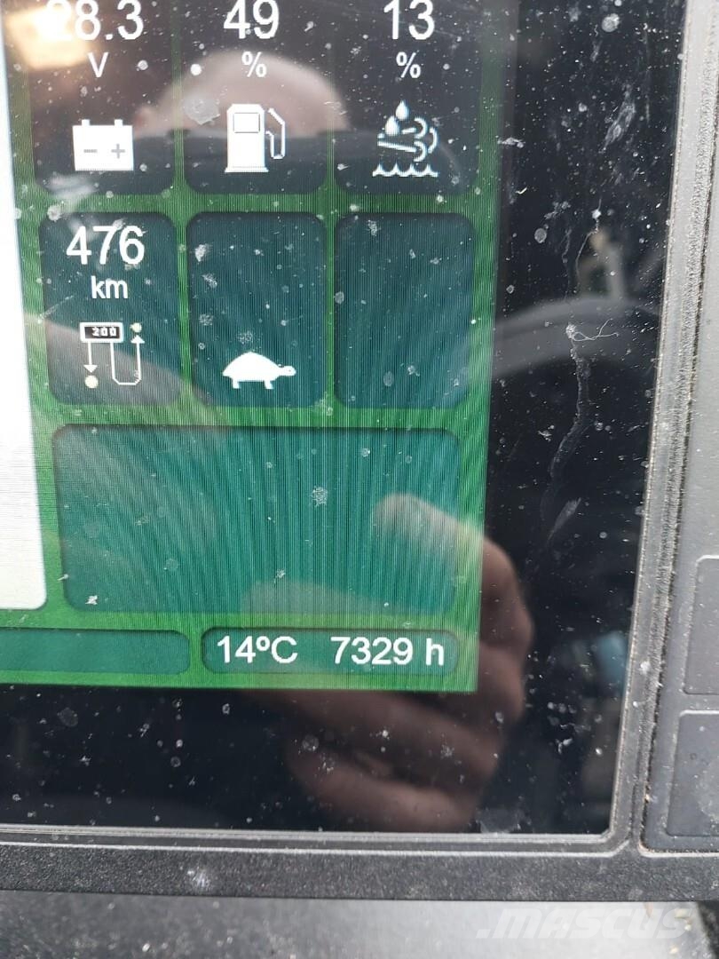 John Deere 1270 G Θεριζοαλωνιστικές μηχανές
