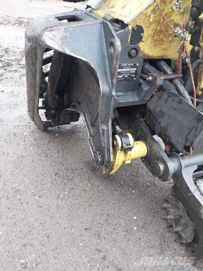 John Deere 1270 G Θεριζοαλωνιστικές μηχανές