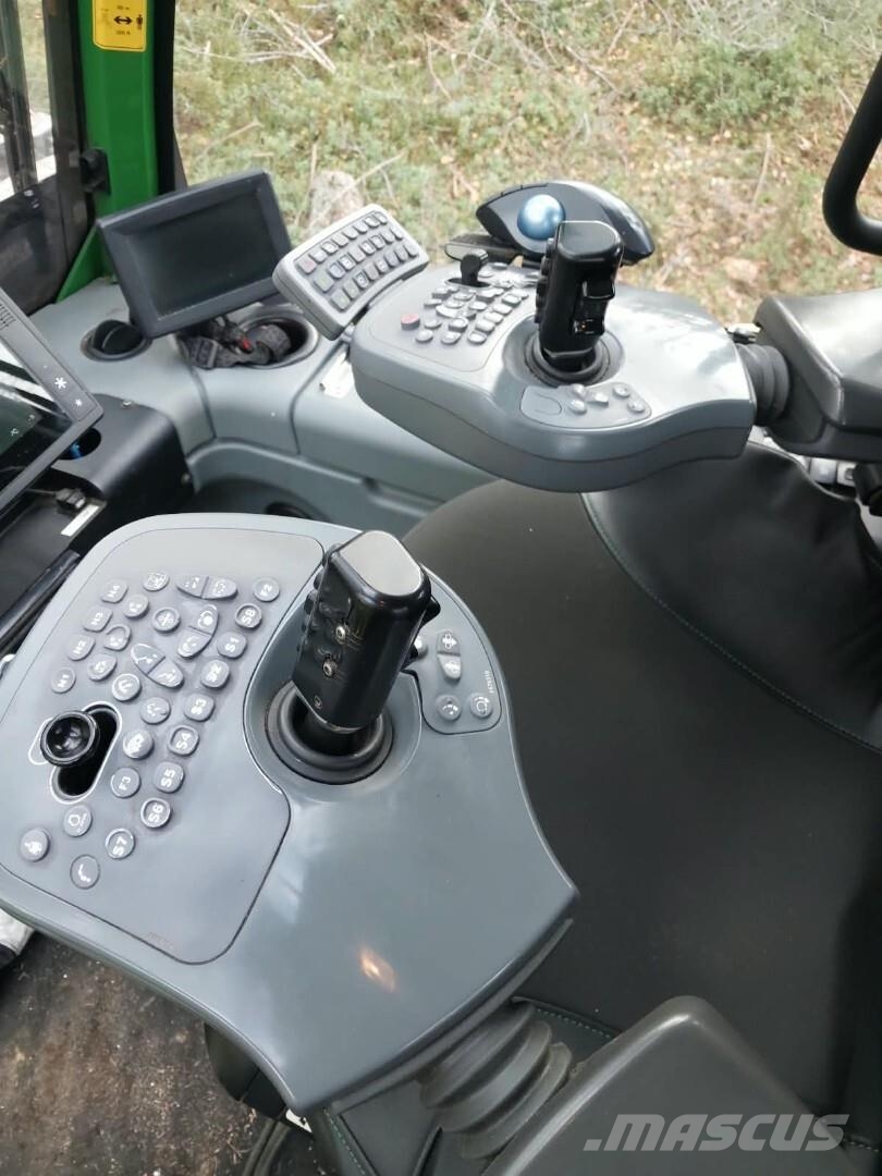 John Deere 1270 G Abatteuse