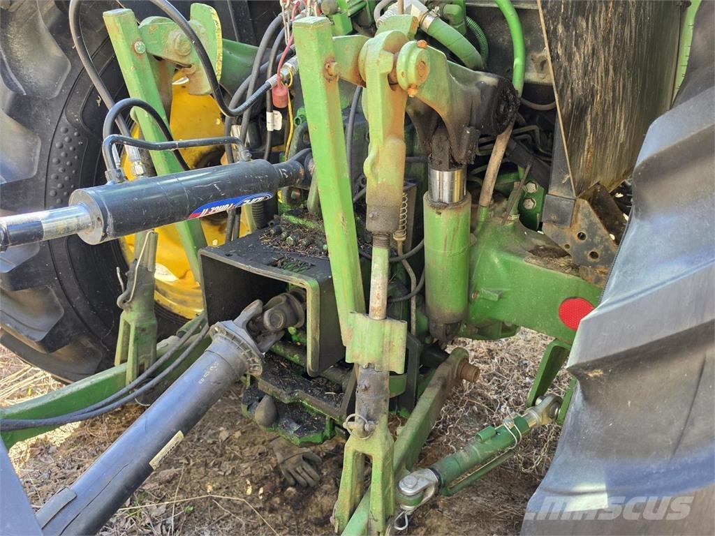 John Deere 5820, ISME 140, Kauha, Piikit الجرارات