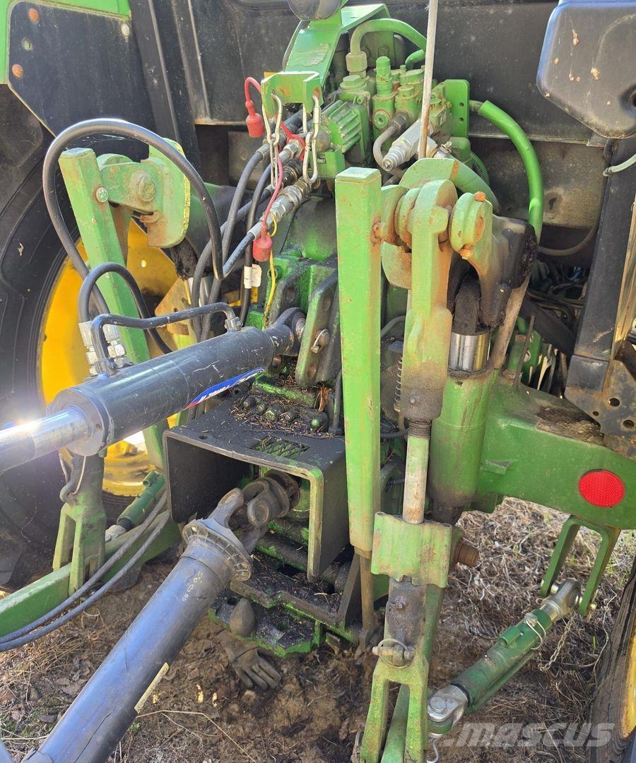John Deere 5820, ISME 140, Kauha, Piikit الجرارات