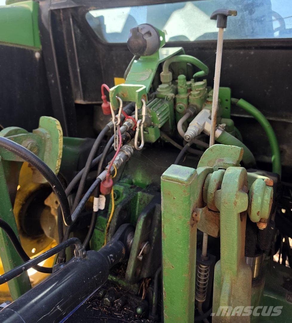 John Deere 5820, ISME 140, Kauha, Piikit الجرارات