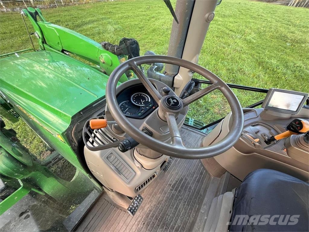 John Deere 6155R Traktoren