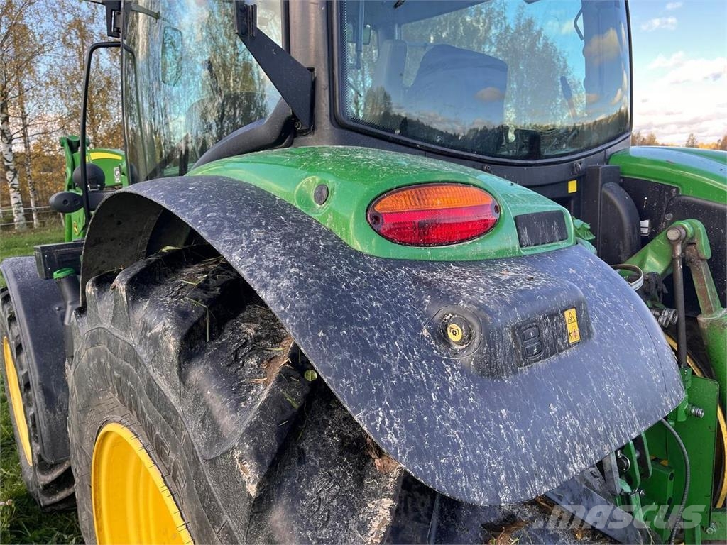 John Deere 6155R Traktoren