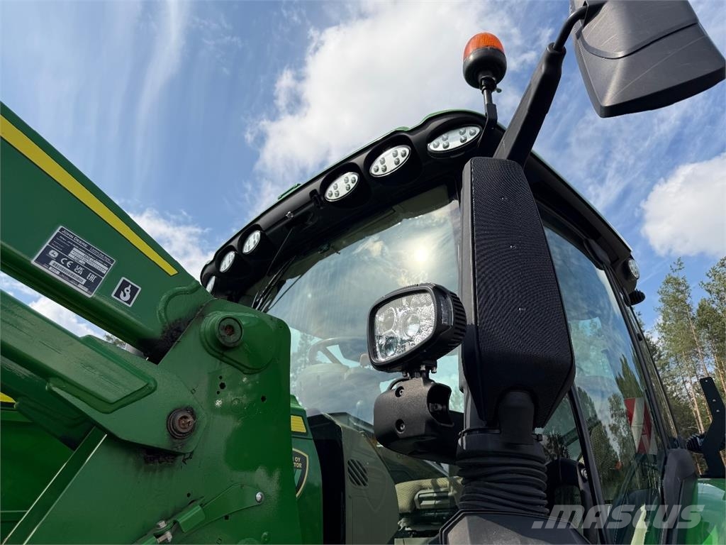 John Deere 6250R الجرارات