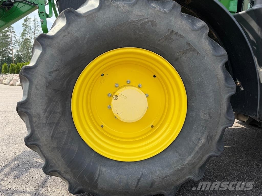 John Deere 6250R الجرارات