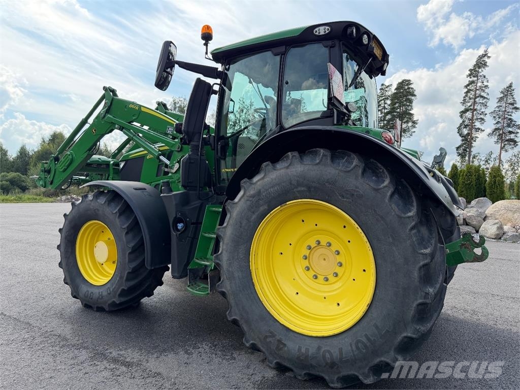 John Deere 6250R الجرارات