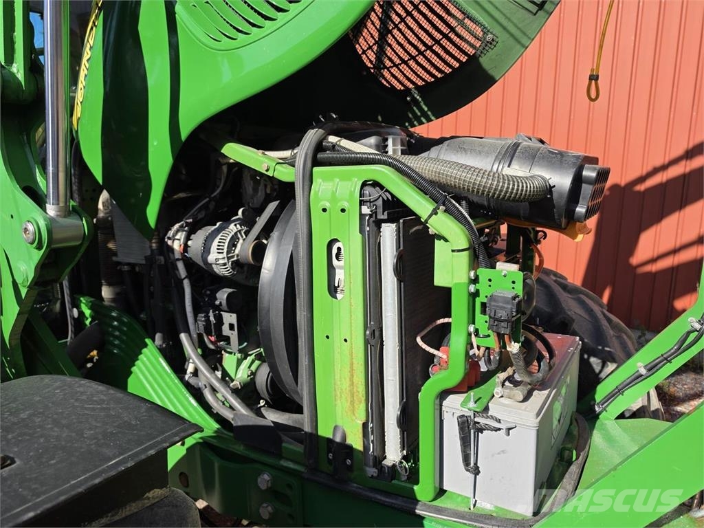 John Deere 6420S, Etukuormaaja Stoll 45.1 Traktori