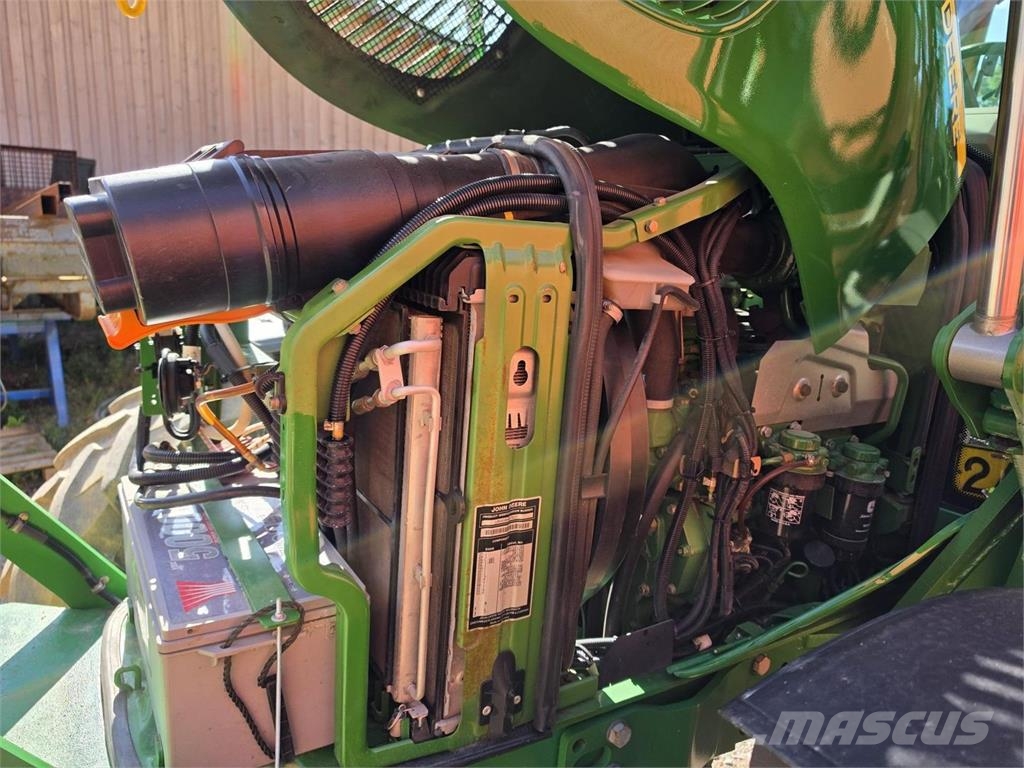 John Deere 6420S, Etukuormaaja Stoll 45.1 Traktori