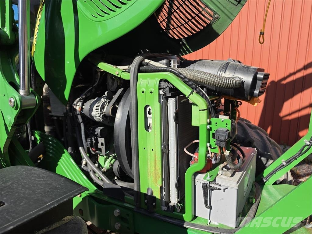 John Deere 6420S, Etukuormaaja Stoll 45.1 Traktori