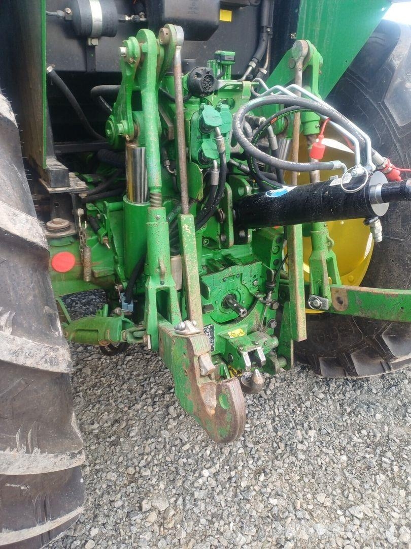 John Deere 6610 Traktorit