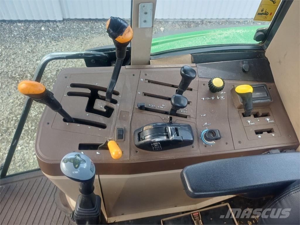 John Deere 6610 Traktorit
